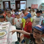 GS : Les Extrabiennales de l'Aquarelle ! Visite avec la classe de CP !
